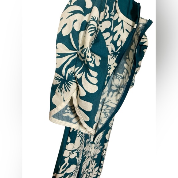 Vintage Hawaiian Carol Bennett Sz Small Puff sleeves and Ruffles‎  Dress - Picture 7 of 15